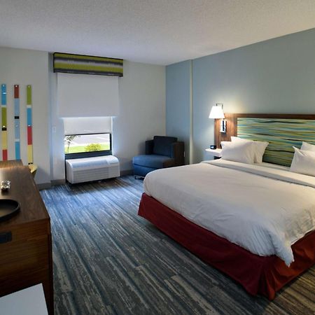 Hampton Inn Fayetteville Eksteriør bilde
