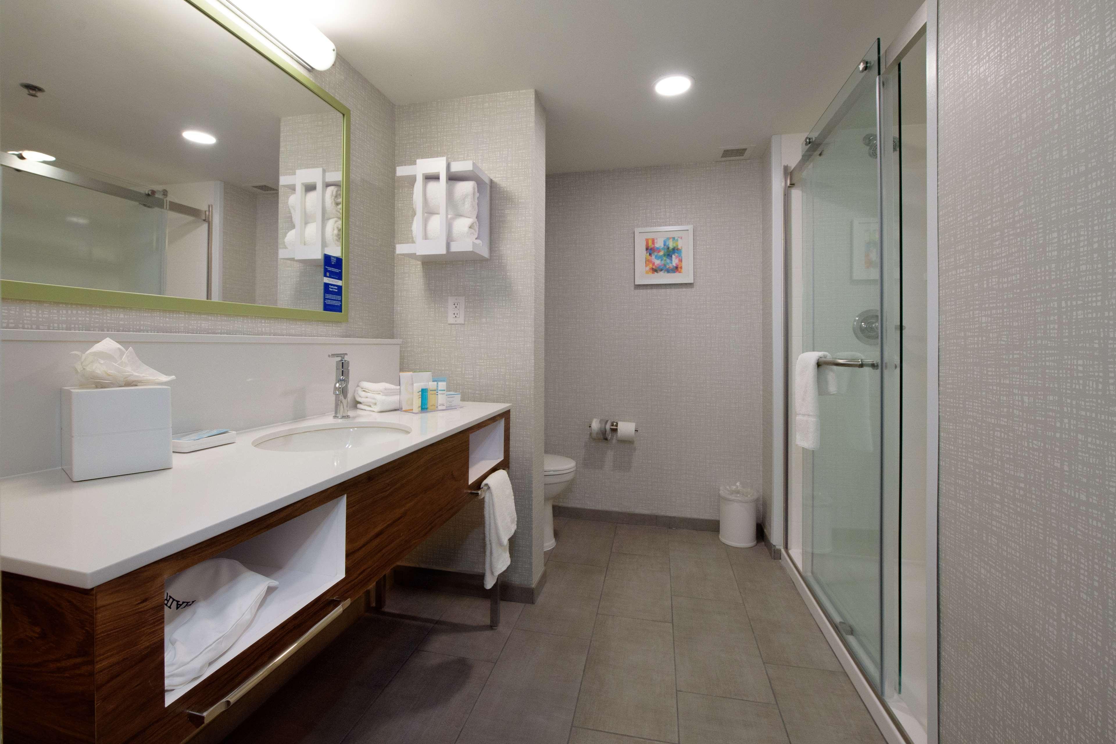Hampton Inn Fayetteville Eksteriør bilde