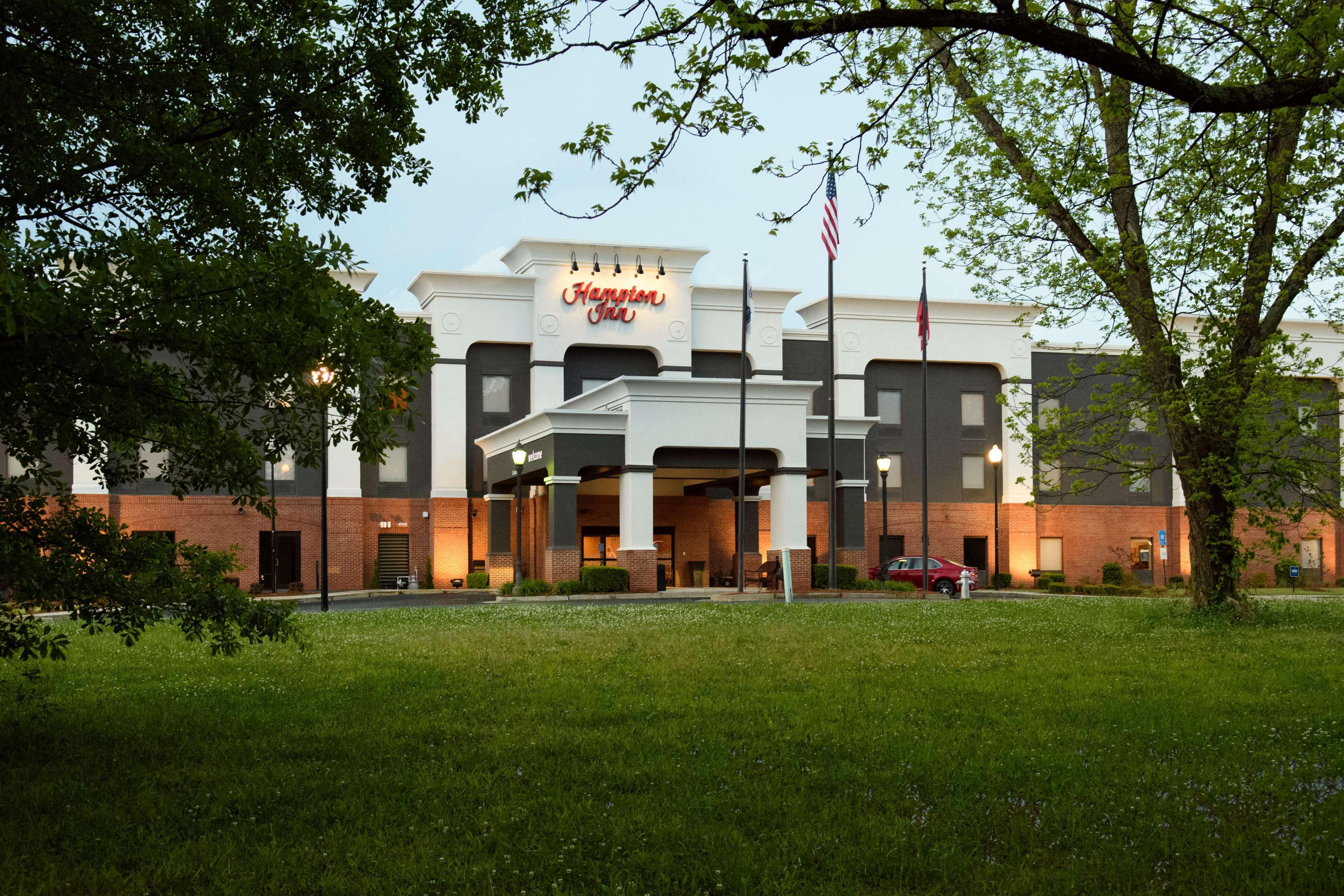 Hampton Inn Fayetteville Eksteriør bilde