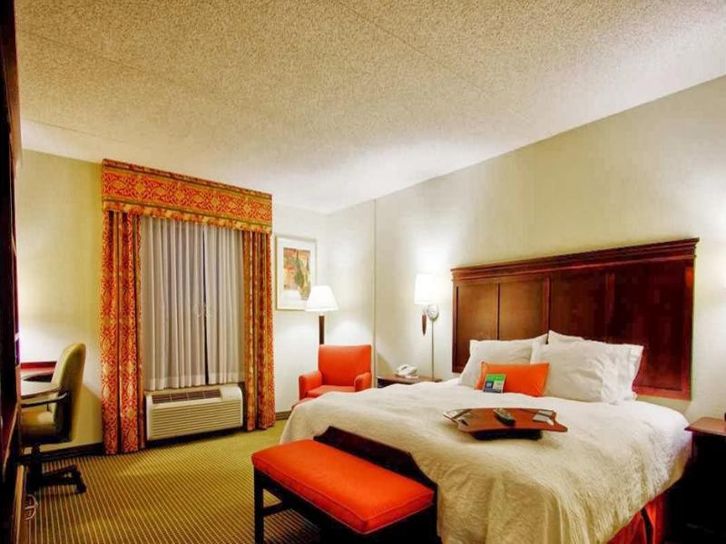Hampton Inn Fayetteville Eksteriør bilde