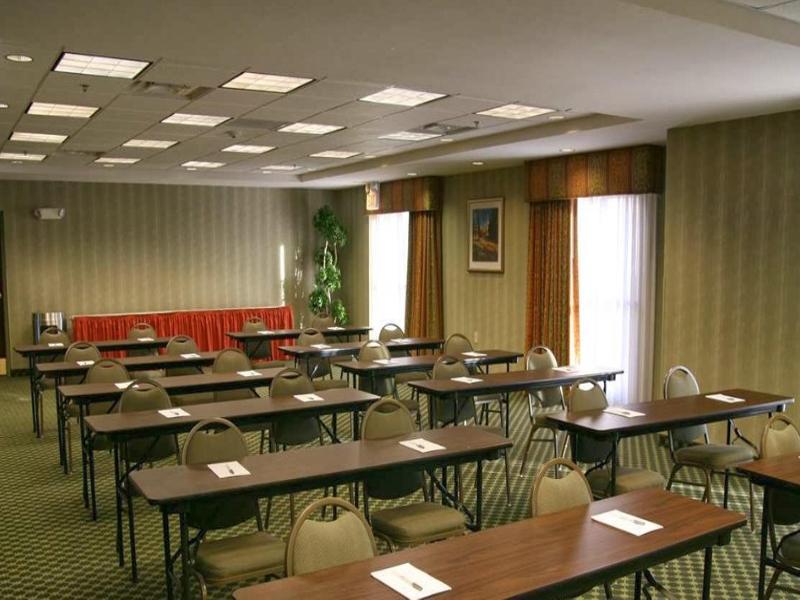 Hampton Inn Fayetteville Eksteriør bilde