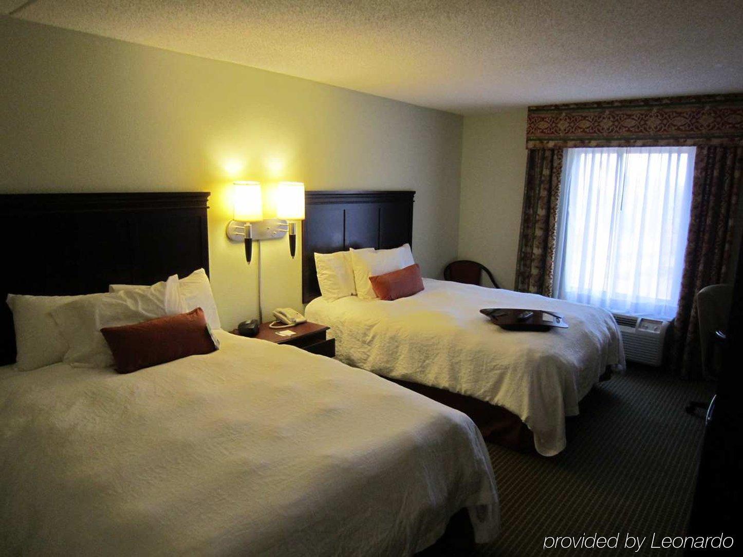 Hampton Inn Fayetteville Rom bilde