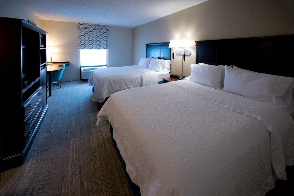 Hampton Inn Fayetteville Eksteriør bilde
