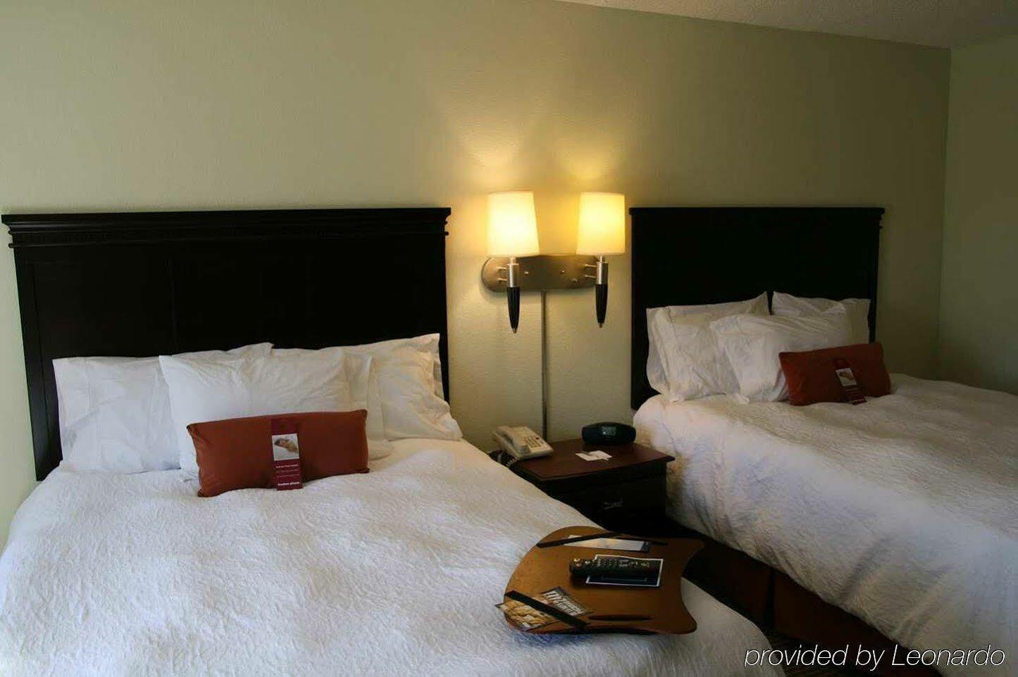 Hampton Inn Fayetteville Eksteriør bilde